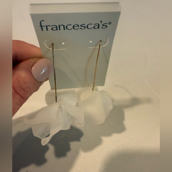Francesca’s White Epoxy Flower Drop Earrings | NWT - Picture 1 of 8